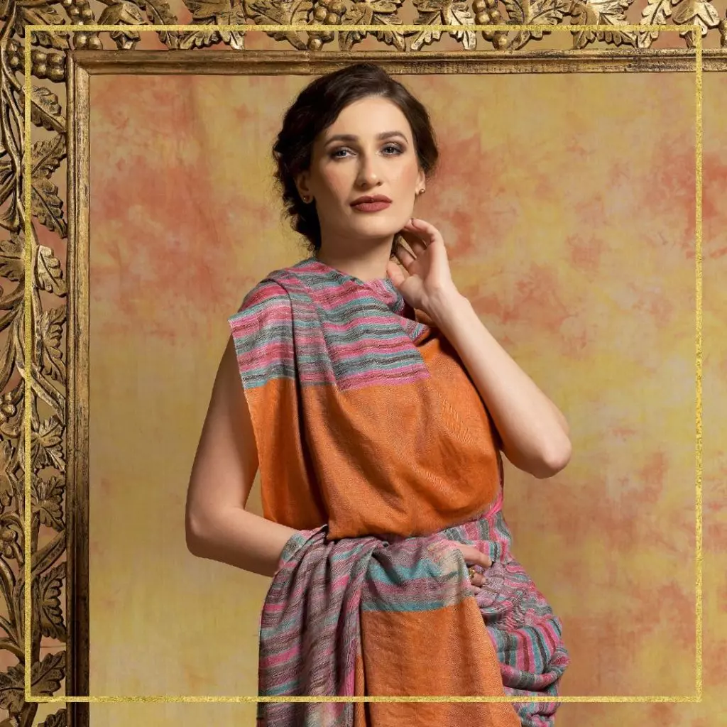 Patterned pashmina shawl