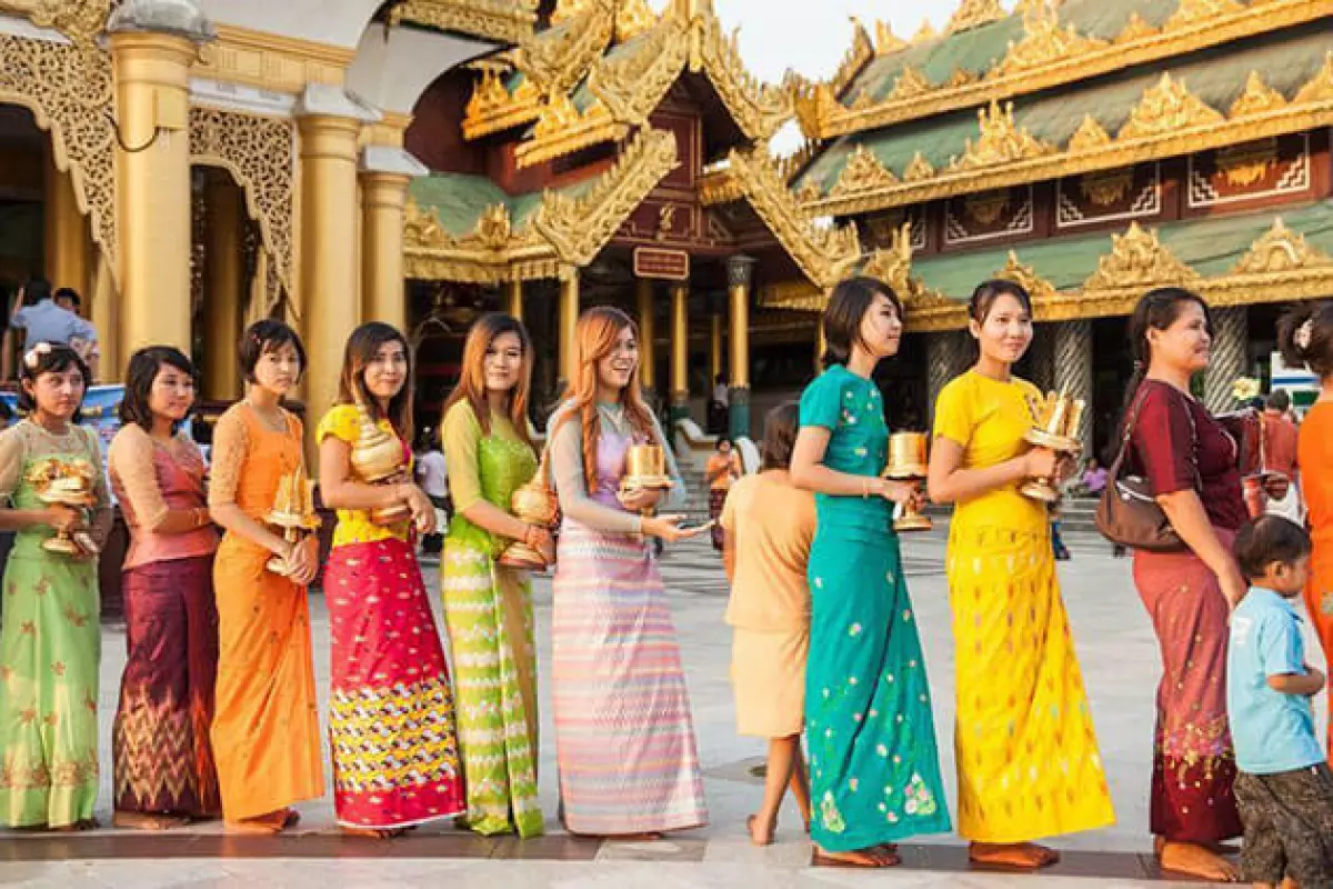 History of Myanmar National Dress